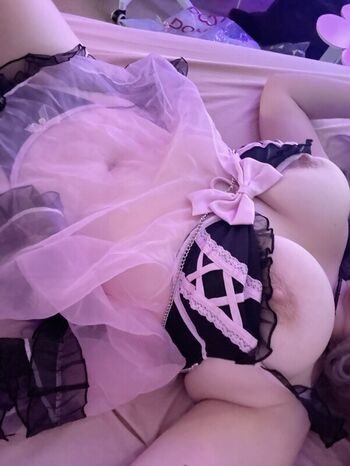 Full leaked Kitty lee/ private onlyfans photo