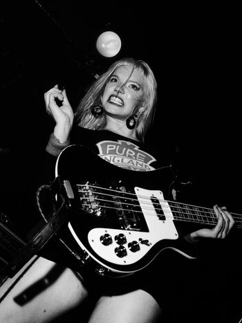 Issey Carts