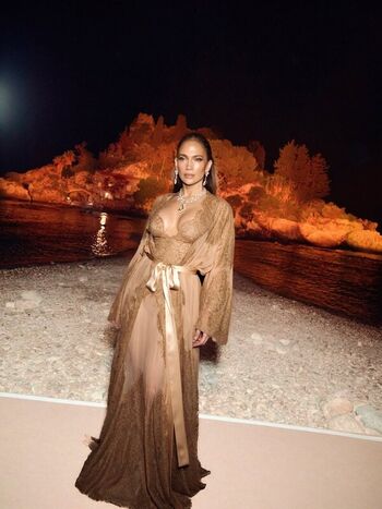 Jennifer Lopez