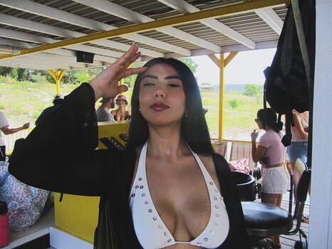 Full leaked Swissanschii/ private onlyfans photo
