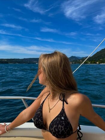 Full leaked Justfranzi x private onlyfans photo