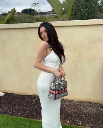 Full leaked Kaelyn private onlyfans photo