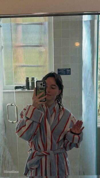 Kaitlyn Dever