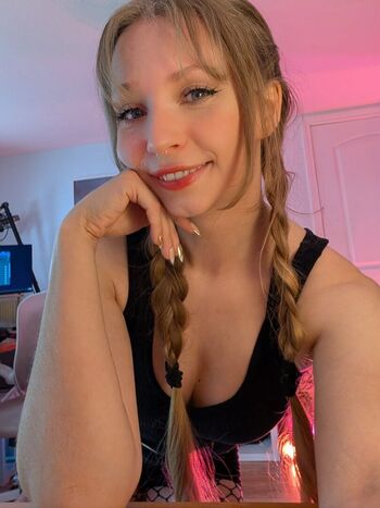 Kamicakes Asmr