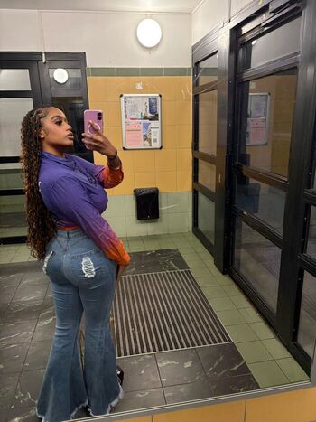 Full leaked Karabaae private onlyfans photo