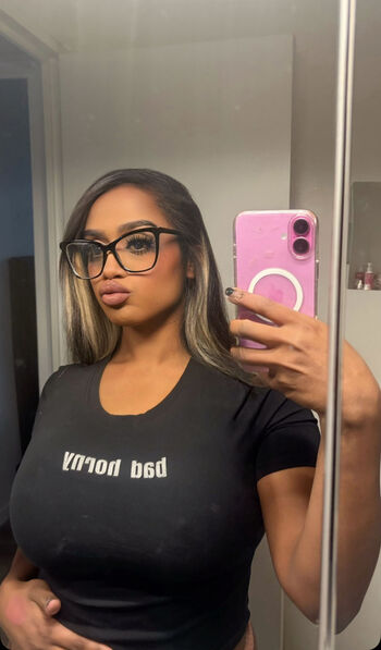 Full leaked Karabaae private onlyfans photo