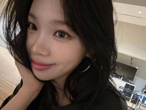 Kim Chaewon