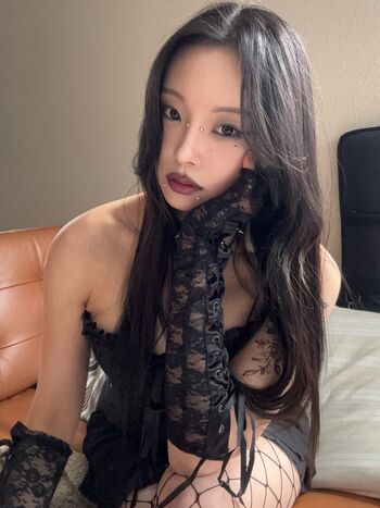 Full leaked Maidmight/ private onlyfans photo