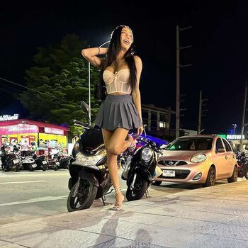 Ladyboymos