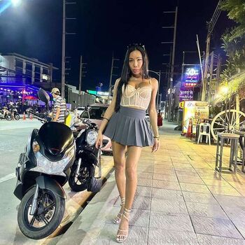 Ladyboymos