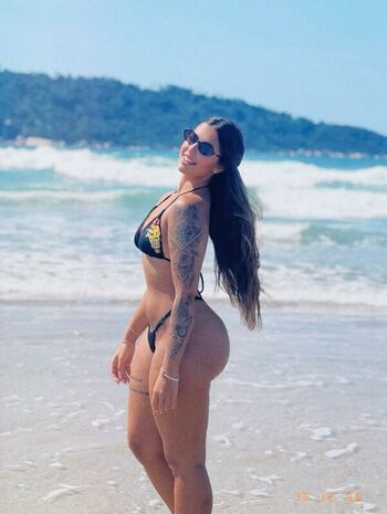 Full leaked Lara castro private onlyfans photo
