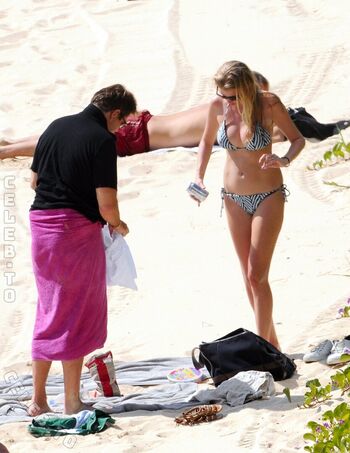 Lara Stone