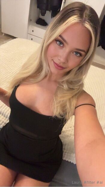 Full leaked Lararosenfeld private onlyfans photo