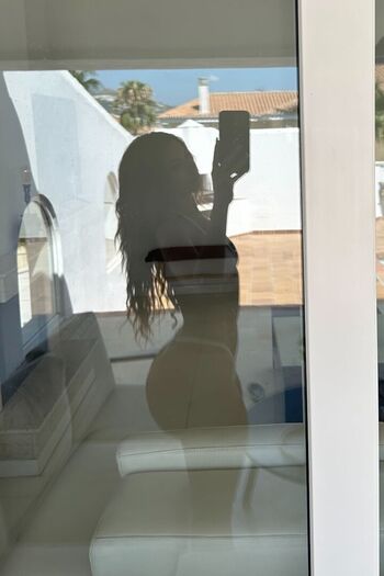 Full leaked Laurgmzz private onlyfans photo