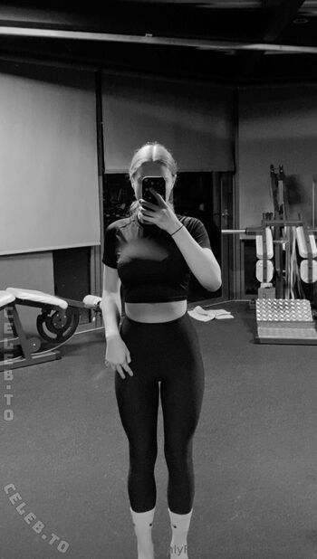 Full leaked Laurinkaa private onlyfans photo