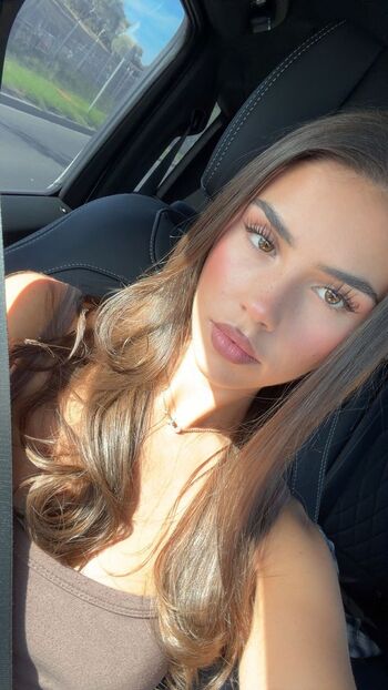 Leah Halton