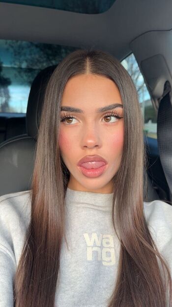 Leah Halton