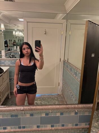 lesliem4rtinez