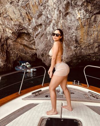 Full leaked Jenny laird/ private onlyfans photo