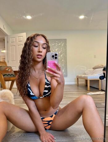 Full leaked Lexi  page private onlyfans photo
