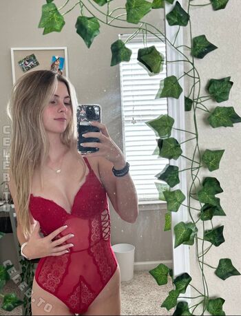 Full leaked Lexi smith  page private onlyfans photo