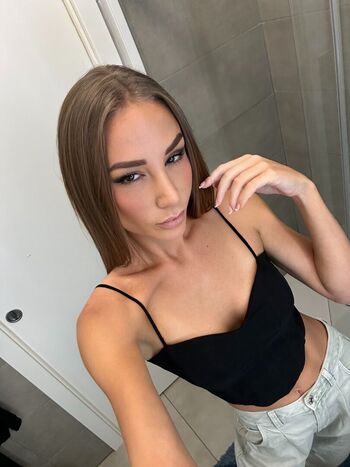Lexy Queen