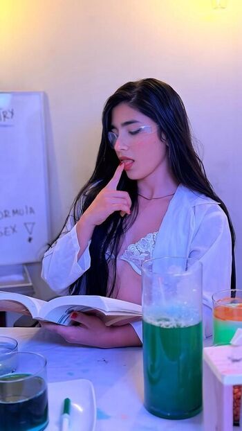 lia_mar_