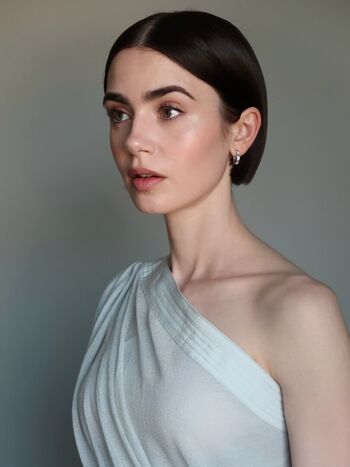 Lily Collins