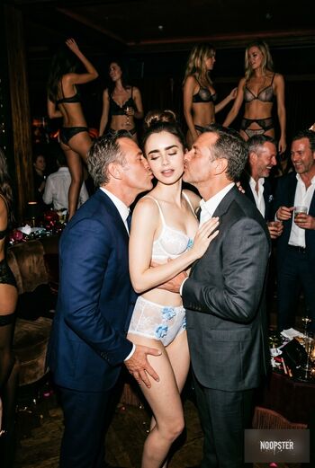 Lily Collins