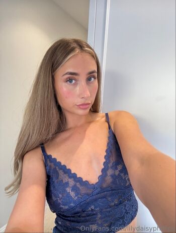 Lily Phillips