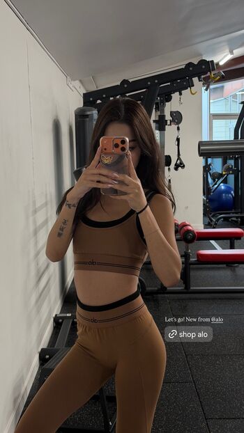 Full leaked Lilymaymac private onlyfans photo