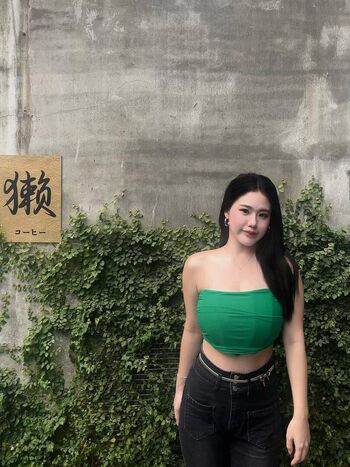 Full leaked Ling ee page private onlyfans photo