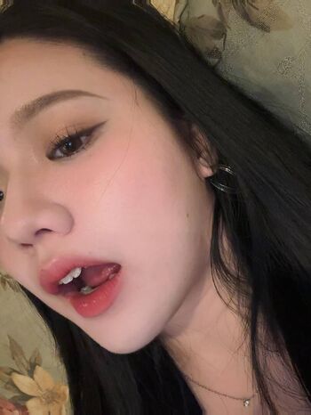 ling_00_ee