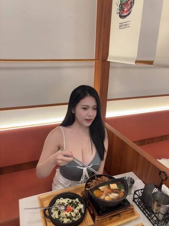 ling_00_ee