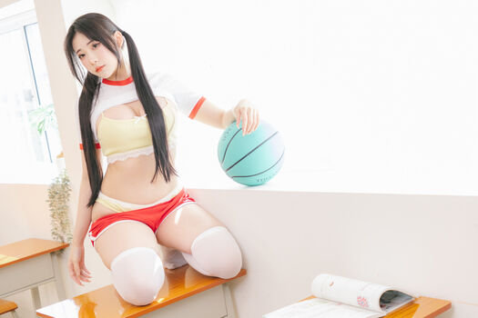 Ling Chen
