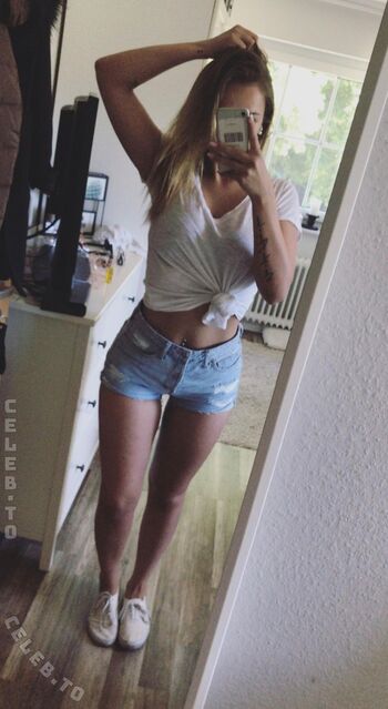 Full leaked Lisa srmst private onlyfans photo