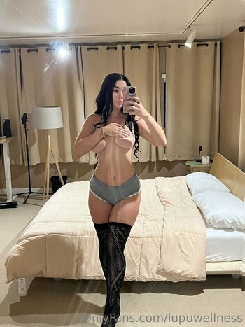 Full leaked Emma stone deepfake/ private onlyfans photo
