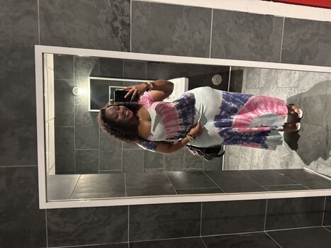 Full leaked Lnw private onlyfans photo