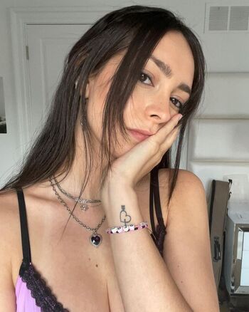 Full leaked Kometa/ private onlyfans photo