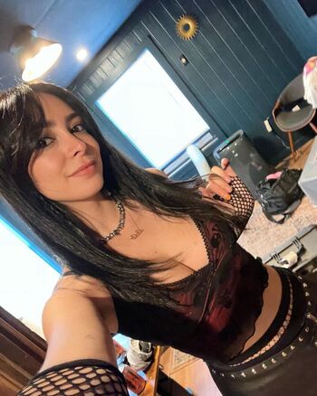 Full leaked Emma rosie/ private onlyfans photo