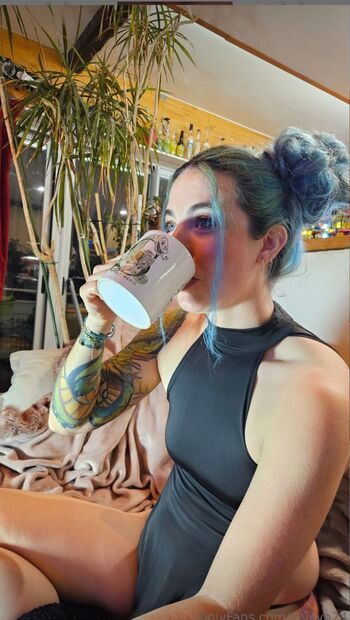 Full leaked Lovilyn private onlyfans photo