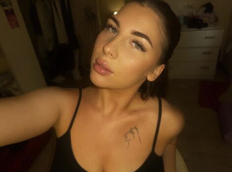 Full leaked Lpuestar private onlyfans photo