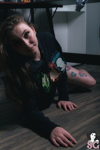 Full leaked Luckicharmed page private onlyfans photo