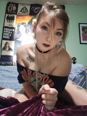 Full leaked Luckicharmed page private onlyfans photo