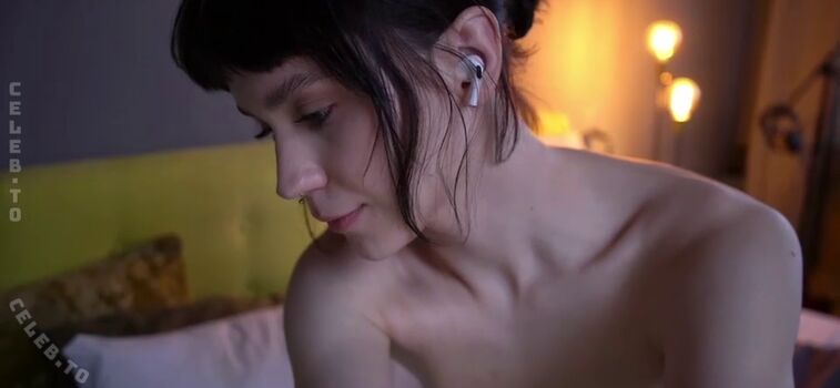 Full leaked Lunaai private onlyfans photo