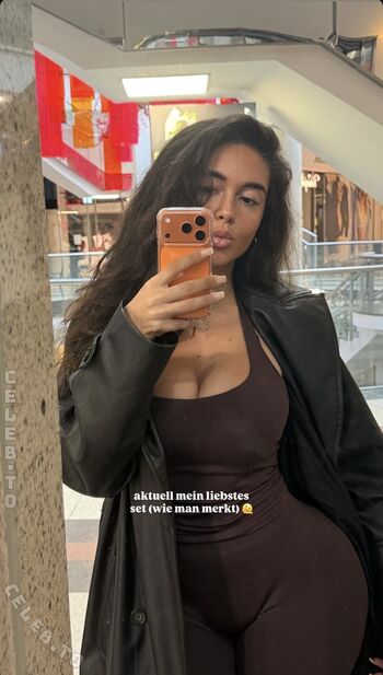 Full leaked Lya aylin page private onlyfans photo