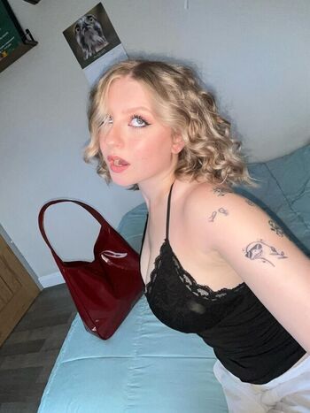 Full leaked M ae private onlyfans photo