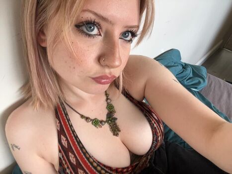 Full leaked M ae private onlyfans photo