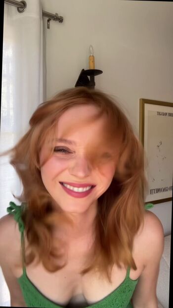Madeleine Arthur