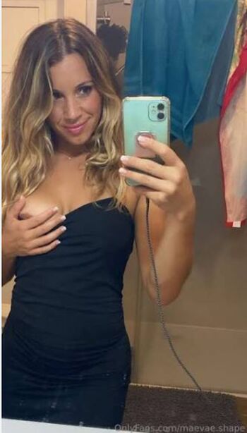 Full leaked Maevae shape private onlyfans photo